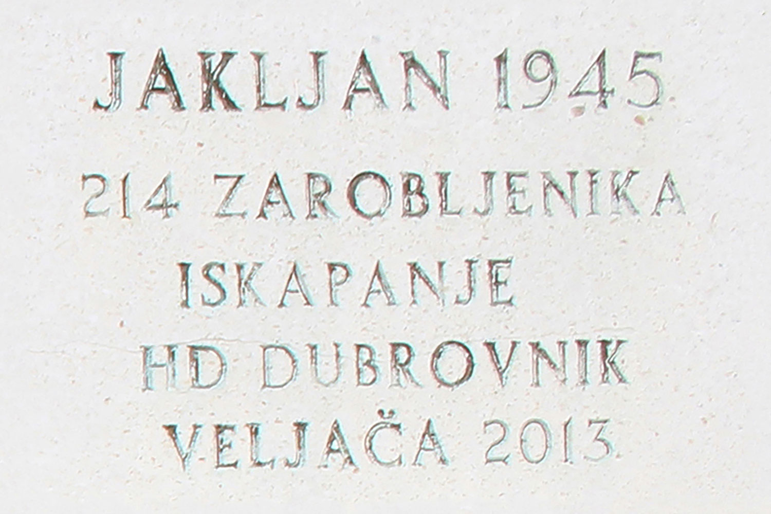 jakljan 1945 214 zarobljenika iskapanje hd dubrovnik veljaca 2013